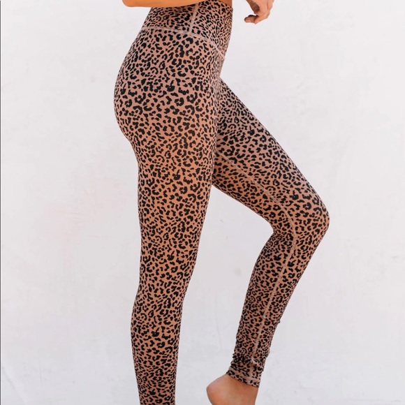 Cheetah tights and sports bra. Tights in large. Bra in medium. - Picture 6 of 8